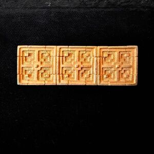 Vintage MoMA Frank Lloyd Wright 22kt Gold Plated Brooch Pin